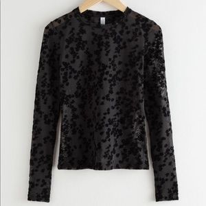 Fitted Floral Jacquard Top